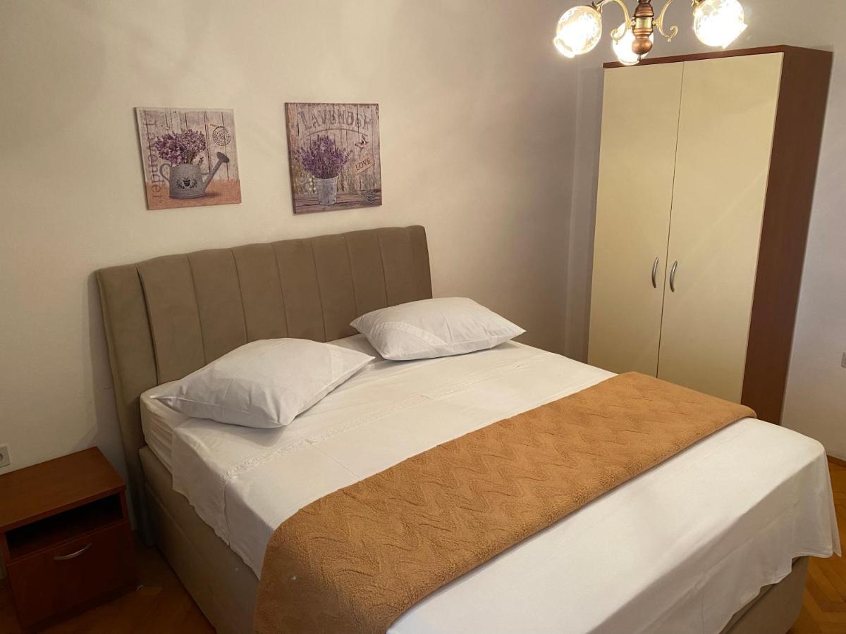 Appartement Ivo Prgomet à Makarska Extérieur photo