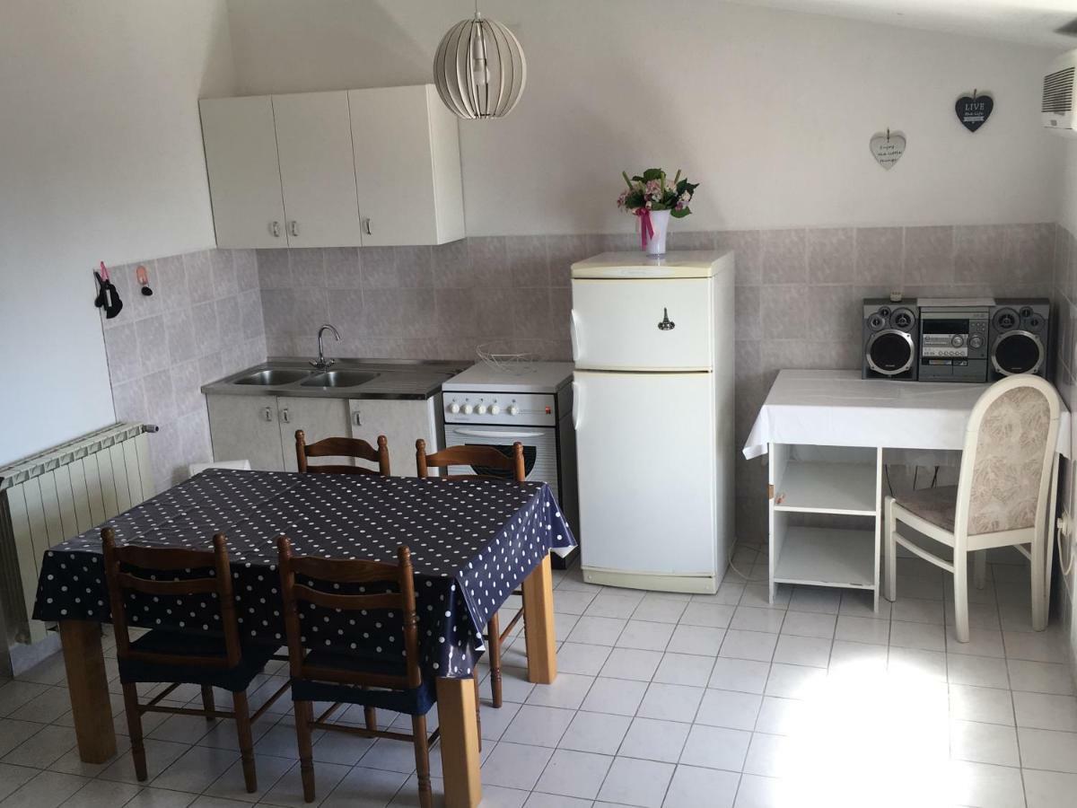 Appartement Ivo Prgomet à Makarska Extérieur photo